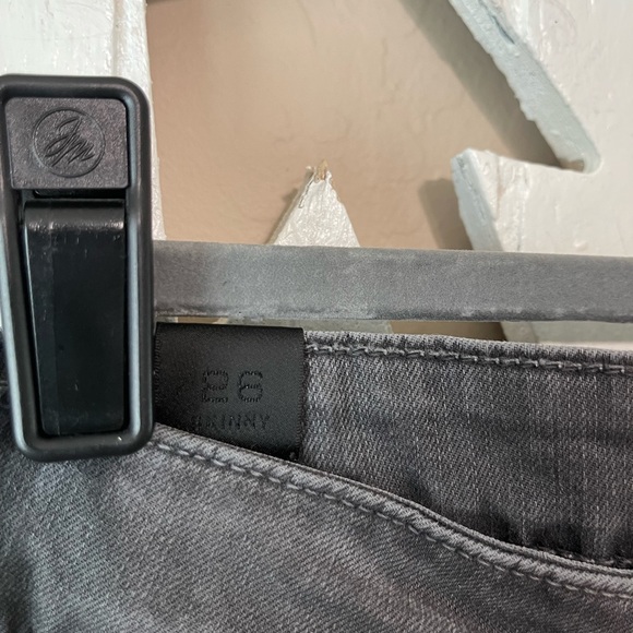 Vince Skinny Gray lightweight jeans 26 SOLD - Picture 4 of 14